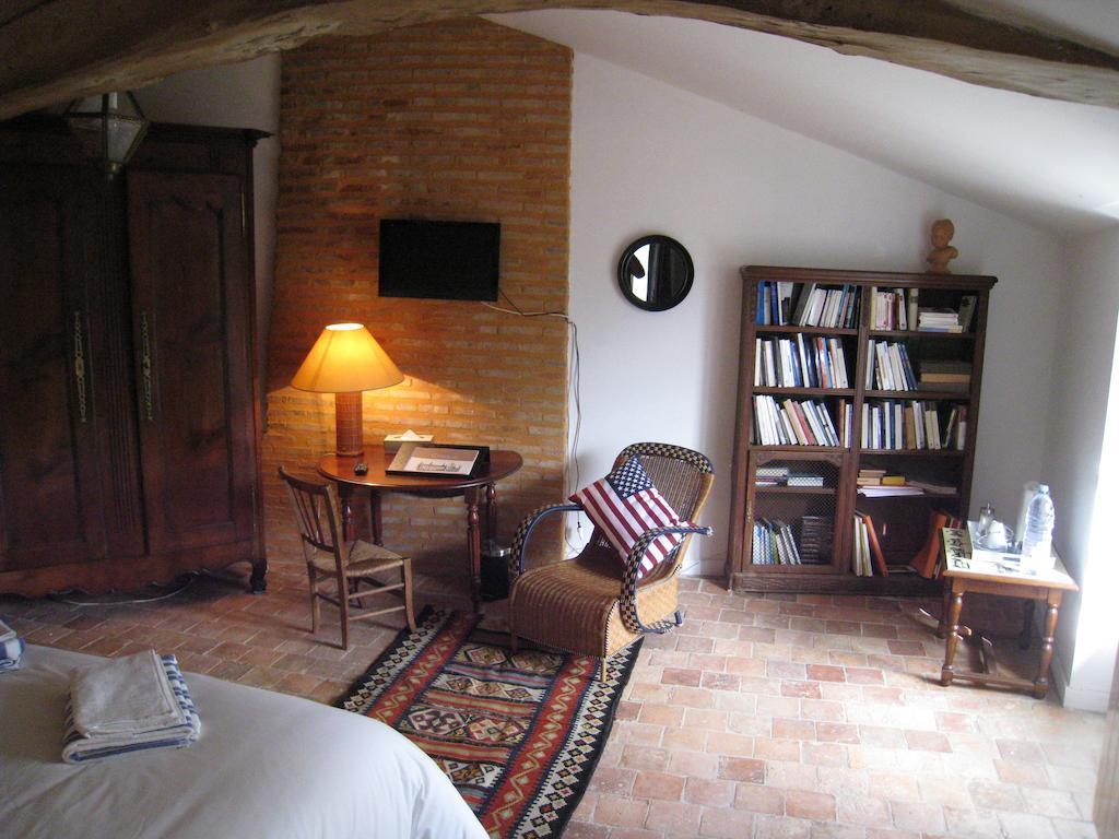 Bed and Breakfast Le Logis Des Tourelles Beaupréau Pokoj fotografie